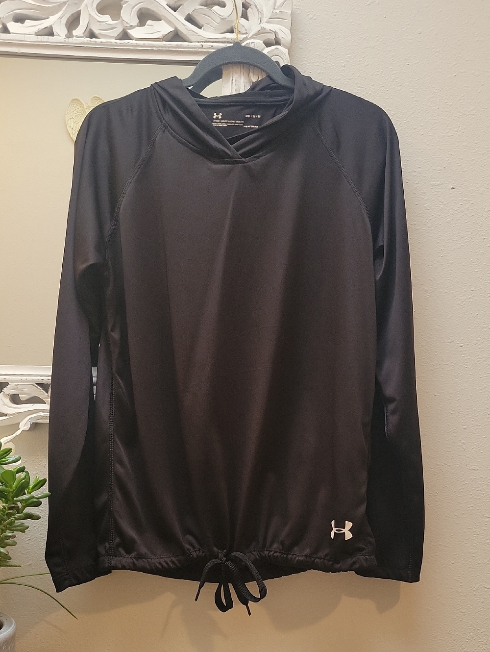 Under Armour Black Hooded Heat Gear Lightweight Training Top